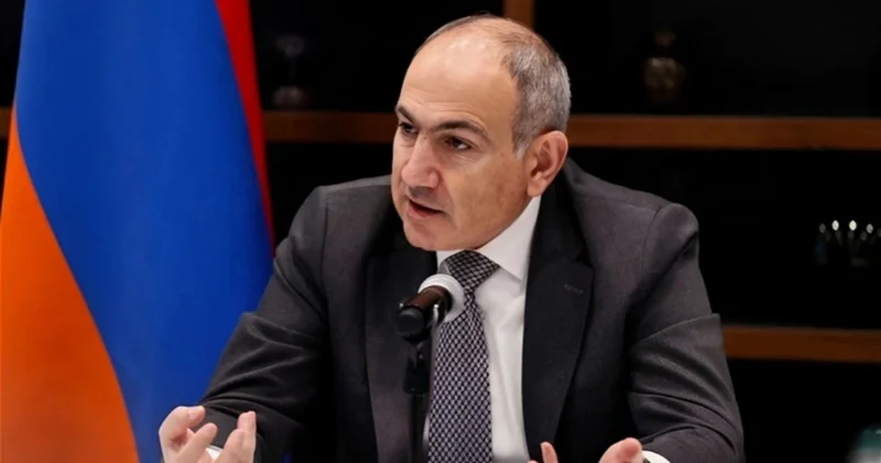 Paşinyan kilsənin yeni tərkibini formalaşdırır