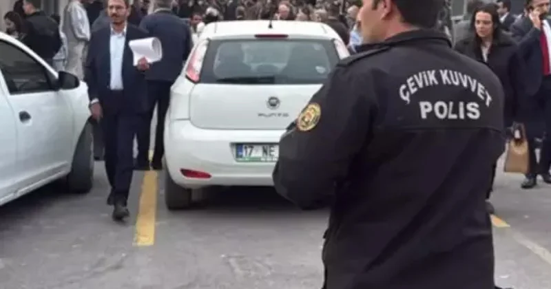 Взрыв у здания суда в Турции, есть раненый ВИДЕО