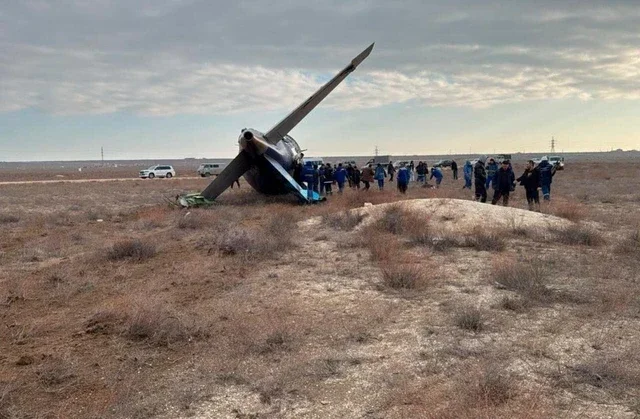 На месте крушения самолета AZAL в Актау ввели режим ЧС местного масштаба Новости Азербайджана