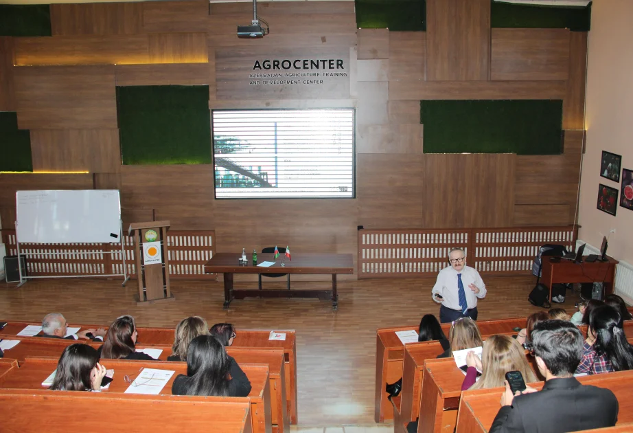 MATE Universitetinin professoru ADAUda təlim keçib AZƏRTAC