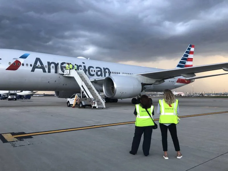 ABŞda American Airlines uçuşları dayandırıldı VİDEO