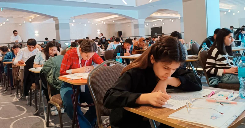 Bu il Azərbaycanı beynəlxalq olimpiadalarda 93 şagird təmsil edib