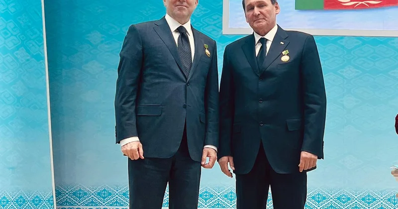 Посол Азербайджана в Туркменистане награжден юбилейной медалью (ФОТО)