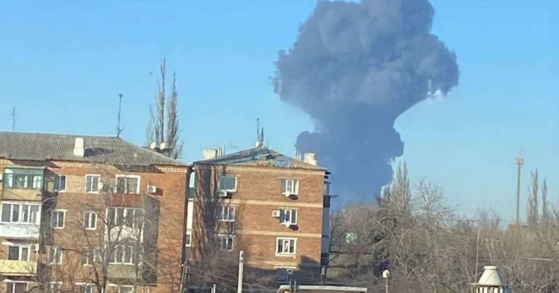 Ukrayna Rusiyanın daha bir zavodunu vurdu Rostovda güclü yanğın VİDEO
