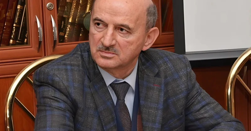 Dolub gözlərimə ovunur torpaq Günün şeiri