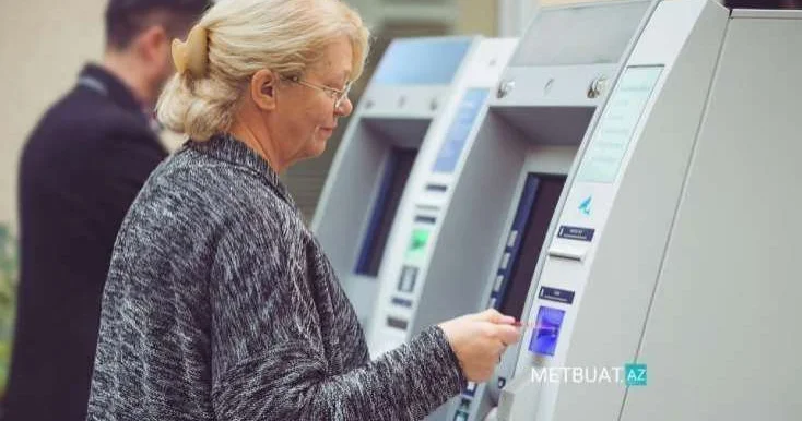 Bayramla bağlı verilən 200 manat bu tarixə qədər ödəniləcək