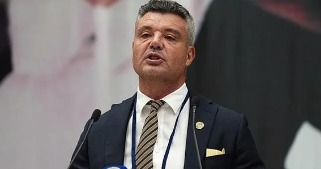 Məhkəmə saxlanılan Fənərbaxça prezidenti barədə qərar verdi