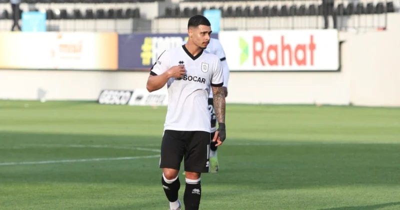 “Neftçi” onunla vidalaşdı