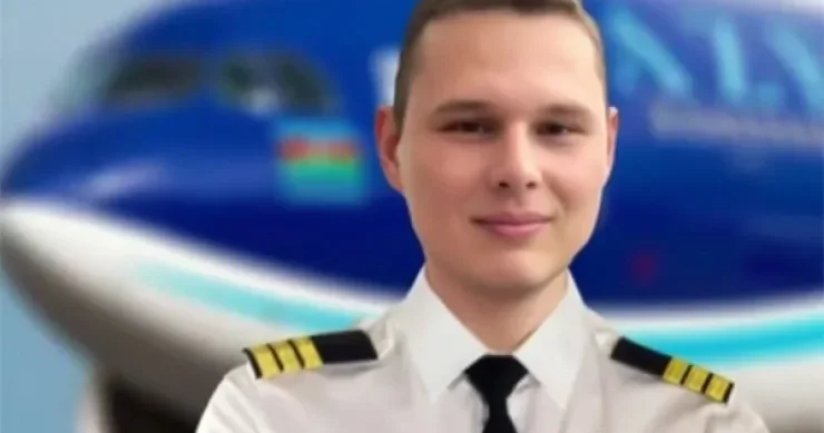 Aleksandr Kalyaninov kimdir? Qəzaya uğrayan təyyarənin qəhrəman pilotu BİOQRAFİYA