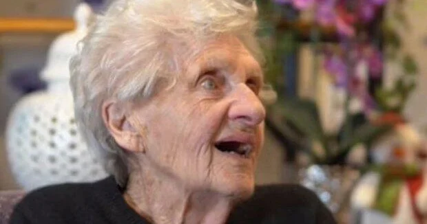 Робби Уильямс исполнил желание 94 летней поклонницы