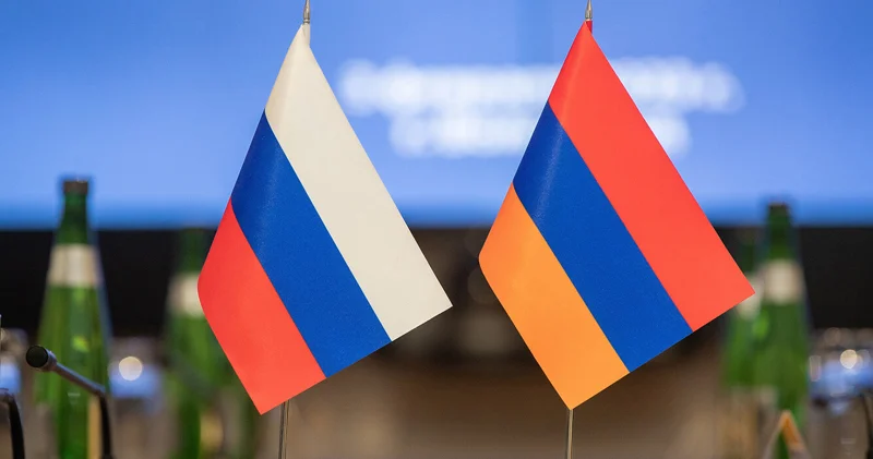 Rusiya Ermənistan münasibətləri: Görünən yaxınlaşma, yoxsa gizli uzaqlaşma? (ŞƏRH)