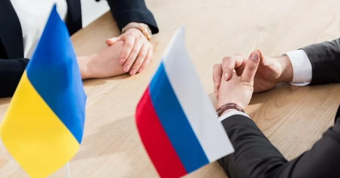 NYT: “Sülh danışıqları oyunu davam edir”