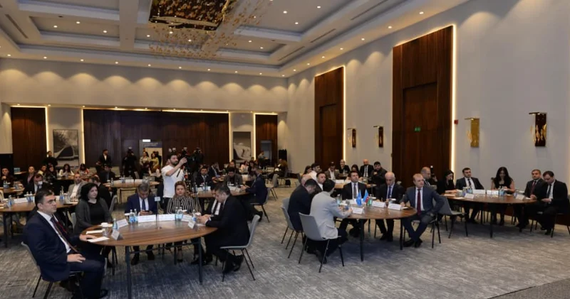 Təhsil Tələbə Krediti Fondunun 4 illik fəaliyyətinə dair hesabat tədbiri keçirilib