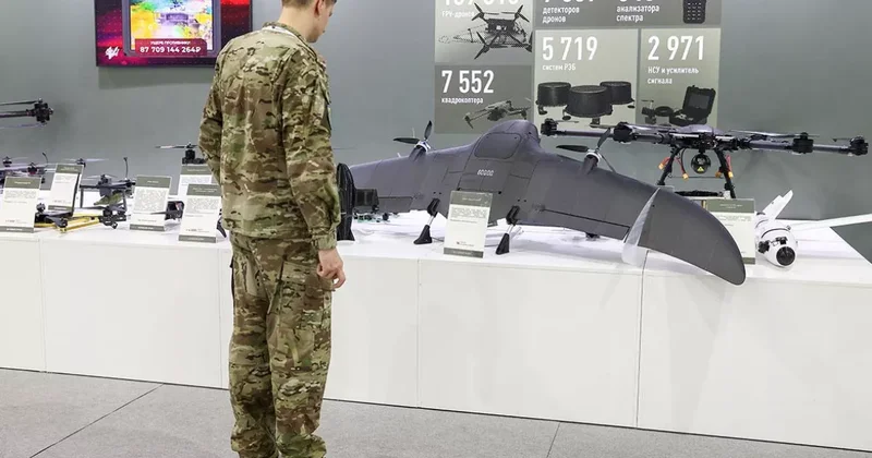 Украинский дрон перехватчик уничтожил новейший российский разведывательный беспилотник ВИДЕО