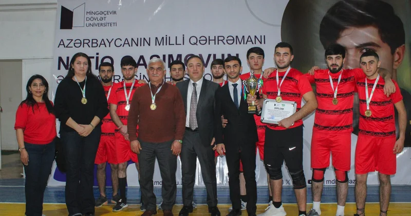 Gəncə Dövlət Universitetinin komandası regionda 1 ci oldu FOTO
