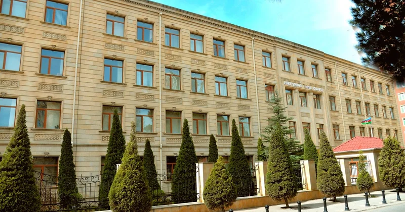 Təhsil İdarəsinə 161 min müraciət daxil olub