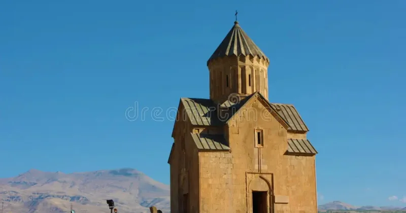 Армянская церковь останется без ТВ и земель