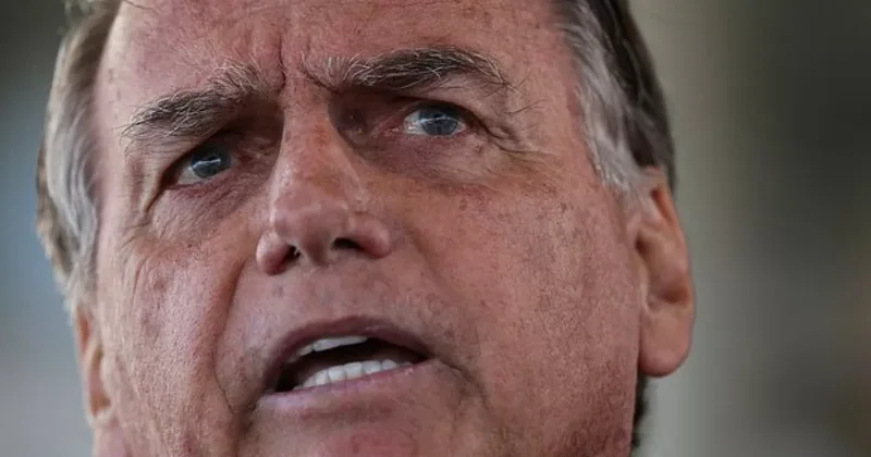 Bloomberg: Экс президент Бразилии из тюрьмы решил сместить оппонента