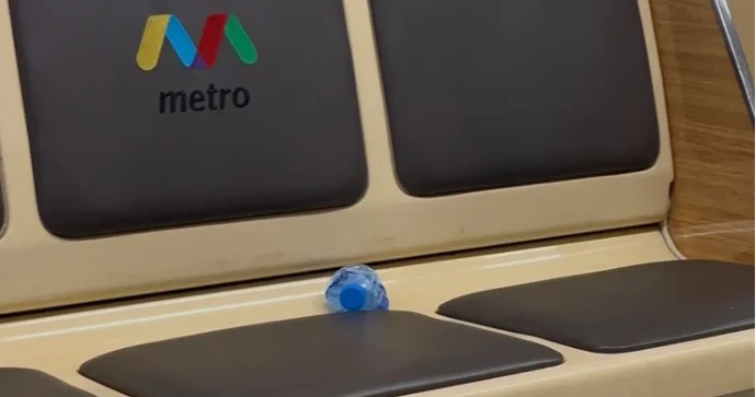 Metroda 200 manat məbləğində cərimələnə bilərsiniz Səbəb budur VİDEO