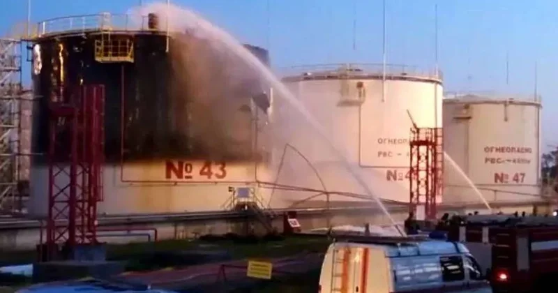 Удар дронов по Краснодару: горят резервуары с нефтью и не работает аэропорт