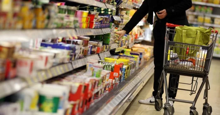 Baş nazir qiymətlərin bahalığından narahatdır FOTO