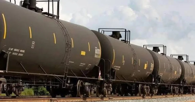 Ловить рыбу в мутной воде