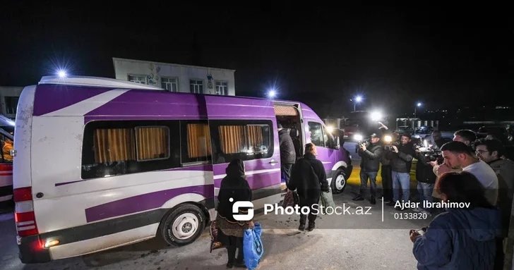 Очередные группы бывших вынужденных переселенцев отправляются в Ходжалы, Ходжавенд и Зангилан