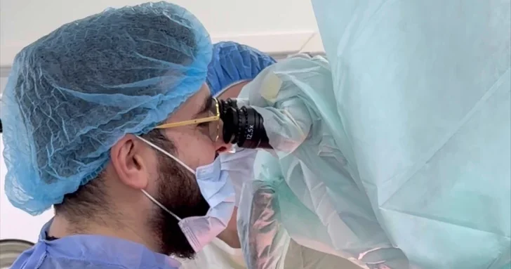 Молодой азербайджанский нейрохирург успешно провел уникальную операцию на головном мозге