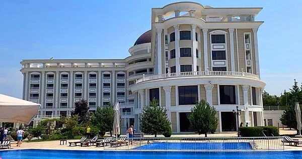 Yeni il üçün “Şaradil”in qiymətinə dünyanı gəzmək olar