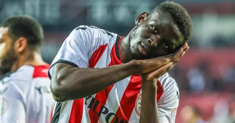 İtaliya çempionu Samsunspor un forvardını istəyir