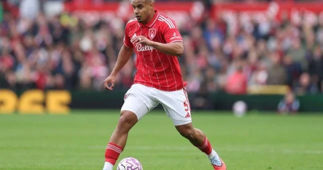 Barselona İngiltərə klubunun futbolçusuna göz dikdi