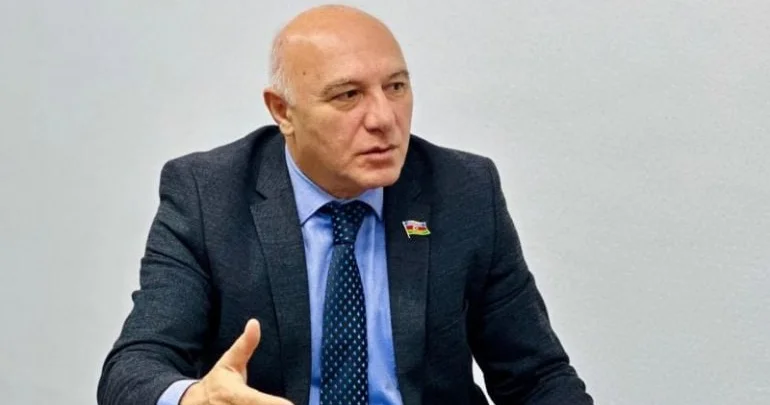 Deputatdan SƏRT ETİRAZ: “Əvvəl rekord qiymət qoyur, sonra guya endirim edirlər”