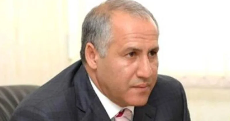 Sabiq nazir külli miqdarda borca düşdü (FOTO)