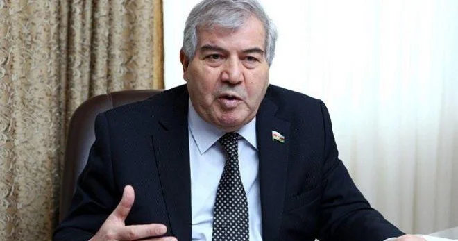 Rüstəmxanlı Sayman Aruzun işdən çıxarılmasından danışdı