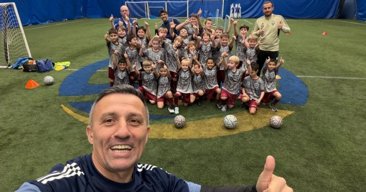 Vidadi, Hüseyn və Lıçkinlə birlikdə Şeffild ə keçə bilərdik, amma Musayev bizi buraxmadı ABŞ da yaşayan azərbaycanlı