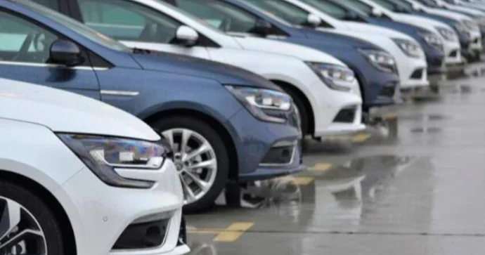 Xarici şirkətin 16 avtomobili hərrac yolu ilə satıldı