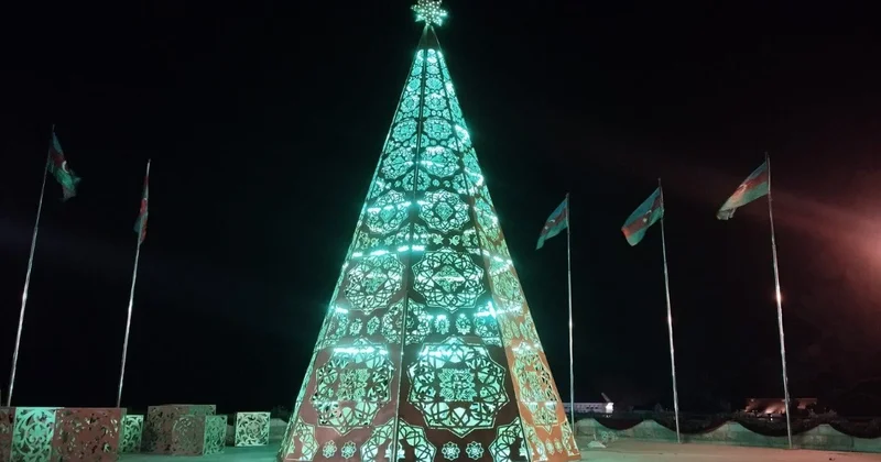 Gəncə Yeni ili qarşılamağa hazırlaşır VİDEO