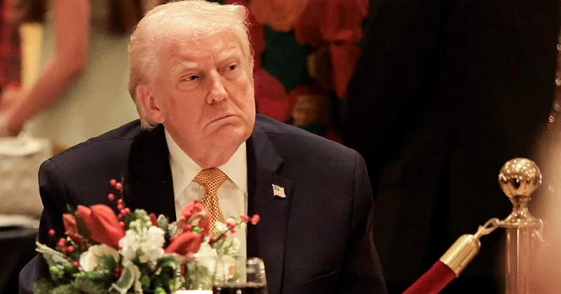 Tramp Milad şənliyini siyasətə görə tərk etməli olub