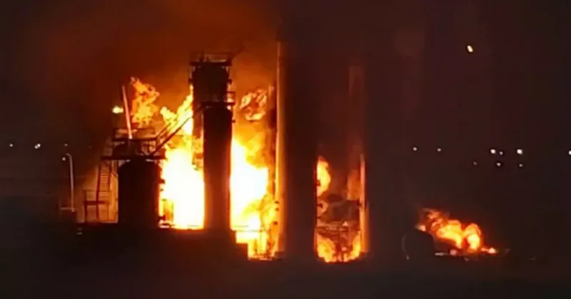 В Славянске на Кубани сообщают об атаке дронов и пожаре на промобъектах ВИДЕО
