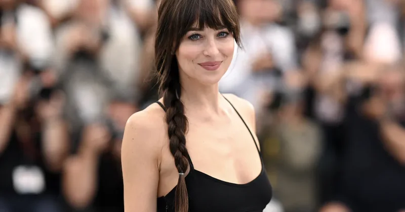 Dakota gözəllik sirrini açıqladı