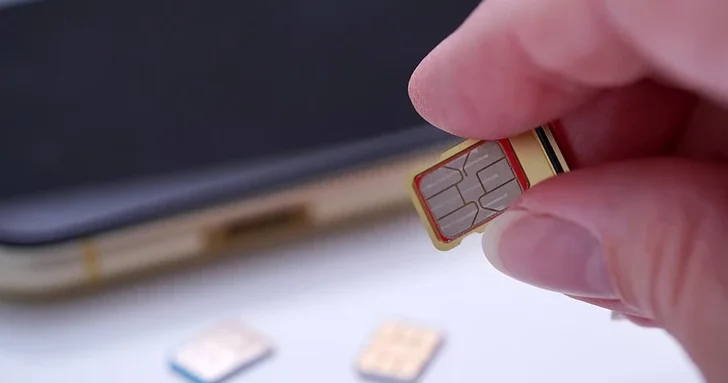 В Азербайджане продают номера телефонов по цене квартиры