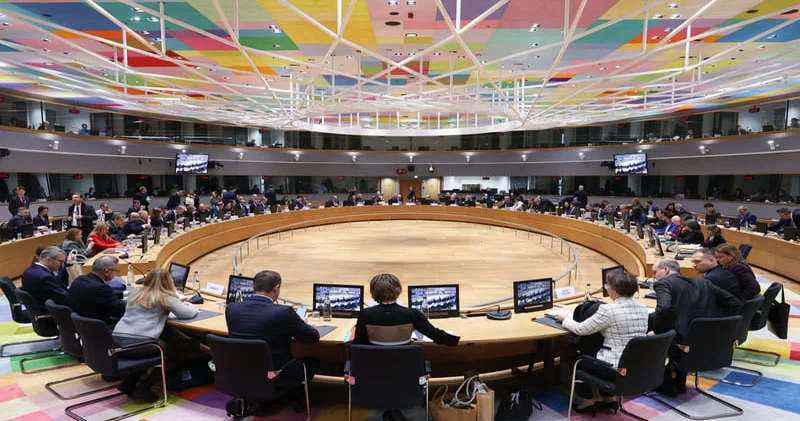 Polşa Ukraynadan Aİ Şurasına şikayət etdi Müzakirələr 26 yanvarda keçiriləcək