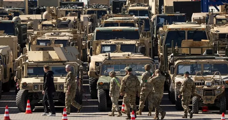 Азизи: Американским солдатам нужно попрощаться с семьями в случае атаки на Иран