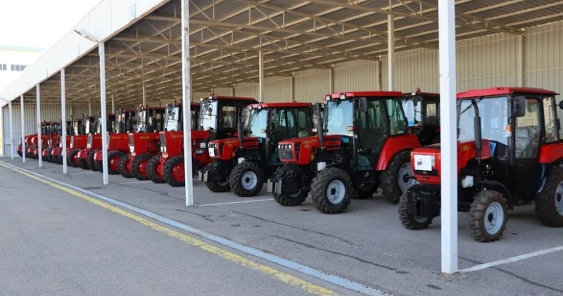 Naxçıvan Aqroservis ötən il 2 milyon manatlıq texnika satıb