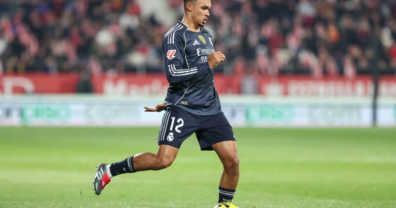 “Mançester Siti” Aleksander Arnold üçün hərəkətə keçdi