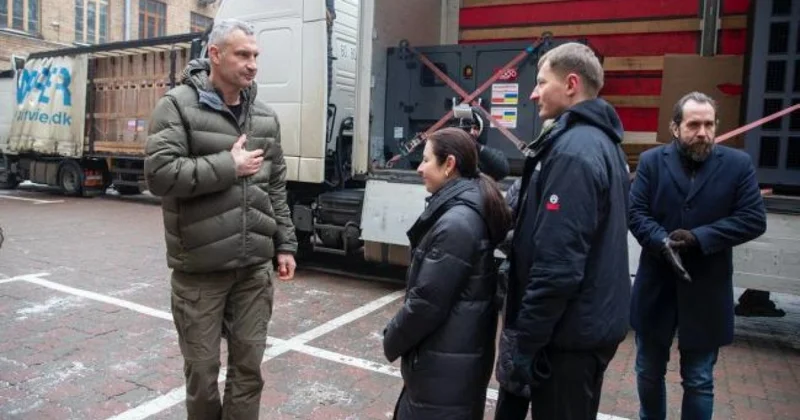 Polşadan Kiyevə 130 generator çatdırılıb