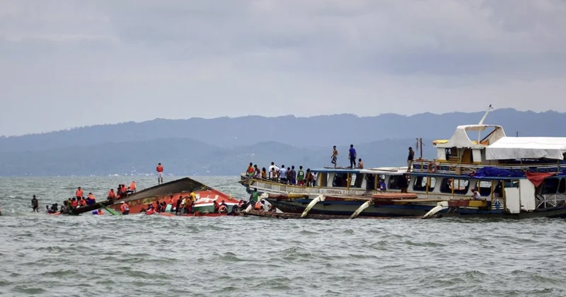 Filippində bərə batdı Ölənlər və itkin düşənlər var