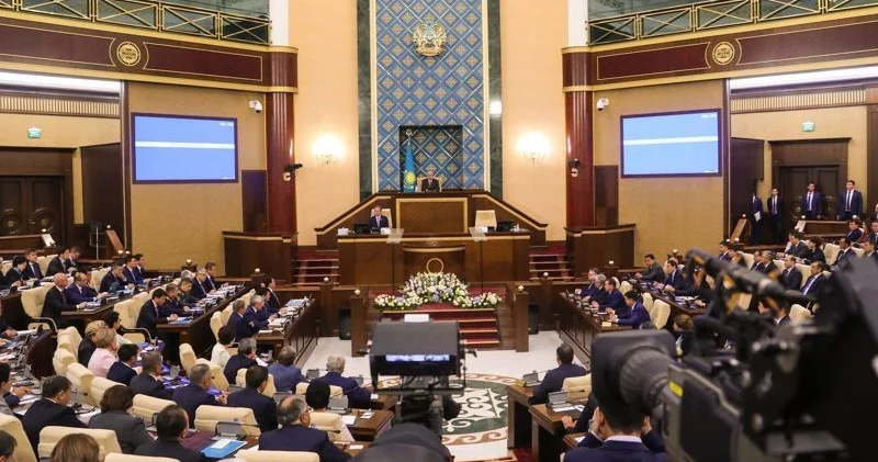 Парламент Казахстана рискует роспуском из за премьер министра