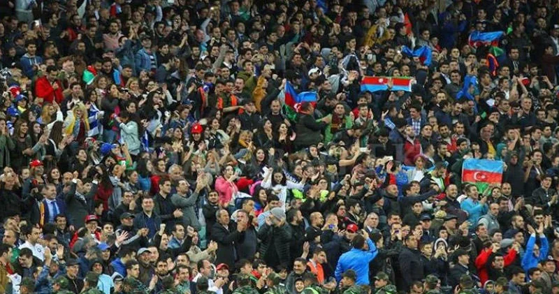 Qarabağ ı Liverpul la matçda bu sayda azarkeş dəstəkləyəcək