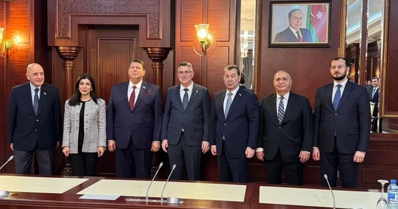 Gideon Saar Milli Məclisdə FOTO